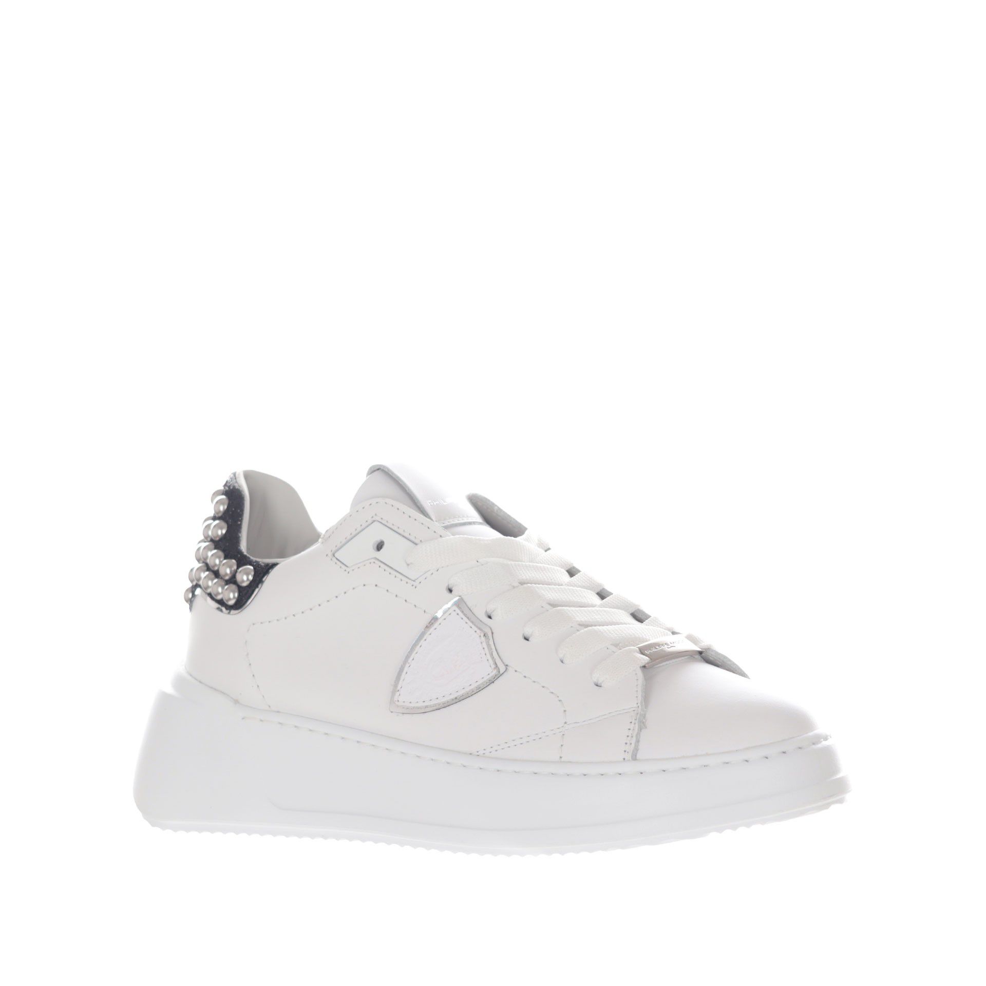 Philippe model sneaker tres temple in pelle con borchie da donna